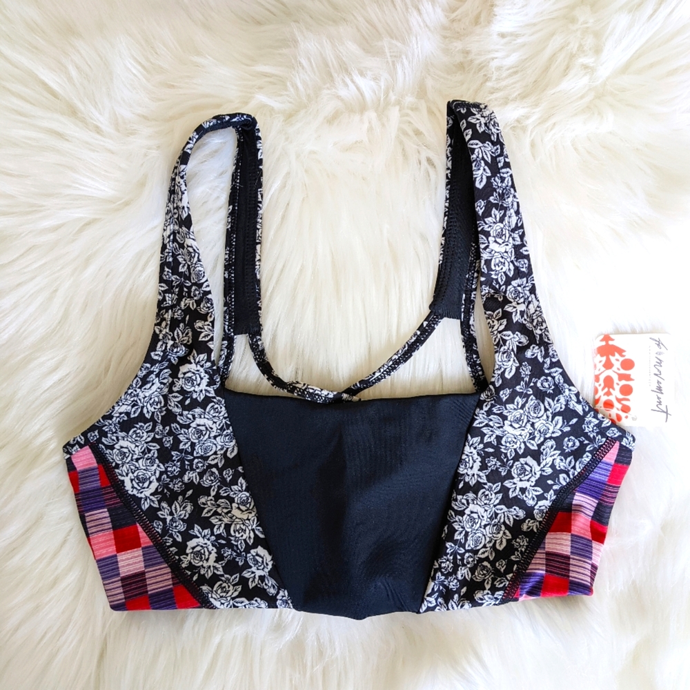 FREE PEOPLE MOVEMENT Dare Devil Strappy Back Multi Print Active Wear Sports Bra